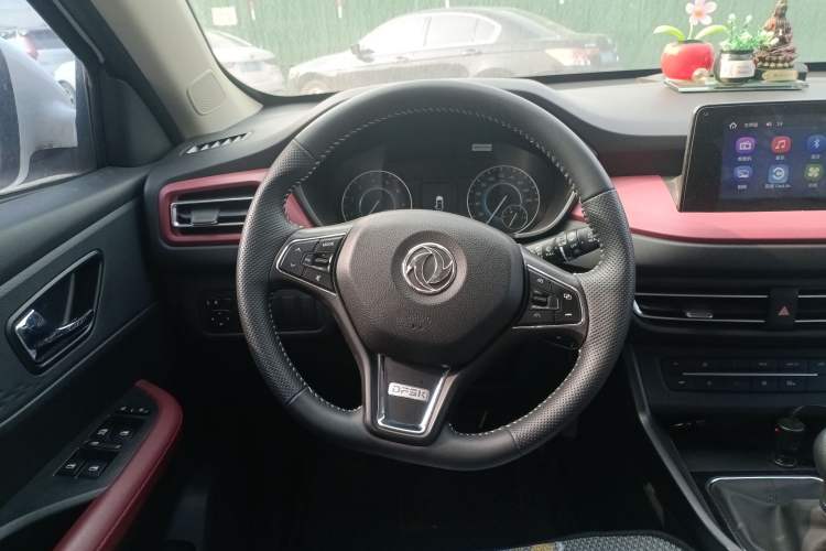 Used Dongfeng Fengon S560 2022 2.0L Manual Urban Version Steering Wheel