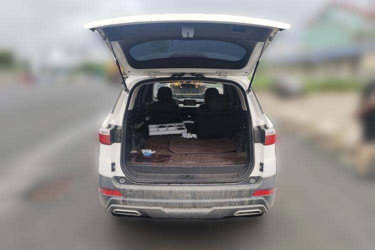 Used Dongfeng Fengon S560 2022 2.0L Manual Urban Version Trunk