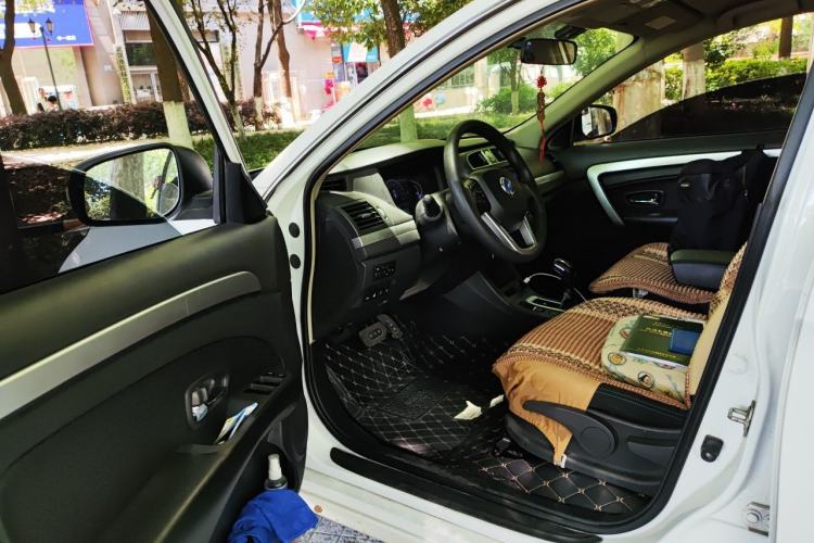 Used Dongfeng Fukang ES500 2019 Revised Version Smart Edition Driver Seat