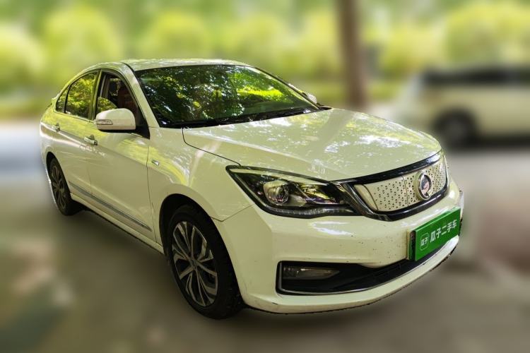Used Dongfeng Fukang ES500 2019 Revised Version Smart Edition Front Right 45 Deg