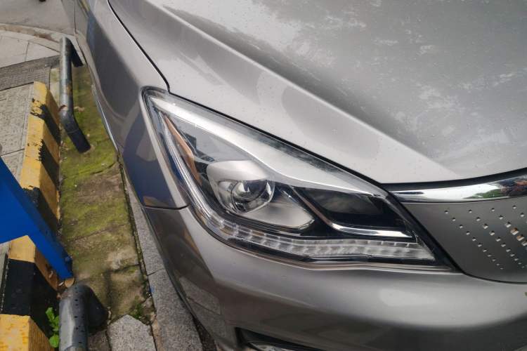 Used Dongfeng Fukang ES500 2021 Standard Edition Right Front Headlight