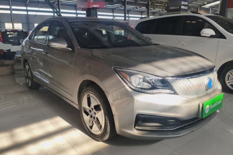Used Dongfeng Fukang ES500 2021 Standard Edition Front Right 45 Deg