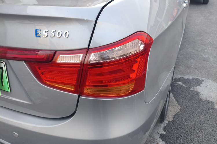 Used Dongfeng Fukang ES500 2021 Standard Edition Right Rear Taillight