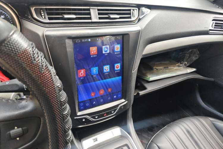 Used Dongfeng Fukang ES600 2022 Comfort Edition Audio And AC Panel