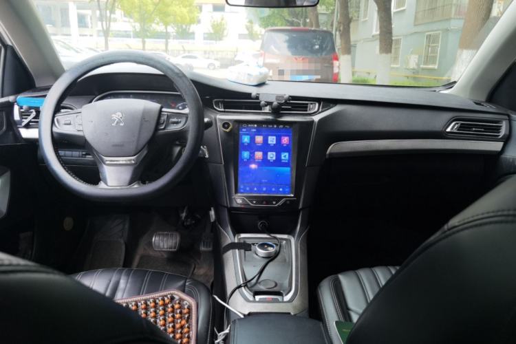 Used Dongfeng Fukang ES600 2022 T3 Custom Edition Center Console