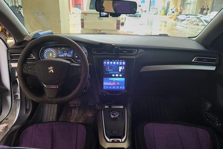 Used Dongfeng Fukang ES600 2022 Smart Drive Edition Center Console