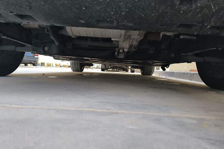 Used Dongfeng Fukang ES600 2022 Smart Drive Edition Chassis Front