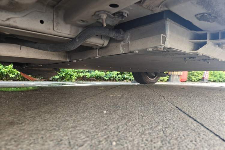 Used Dongfeng Fukang ES600 2022 Smart Drive Edition Chassis Front Left
