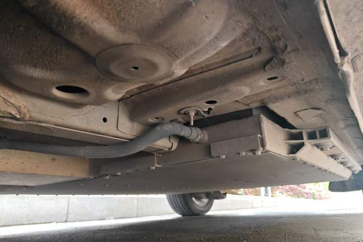 Used Dongfeng Fukang ES600 2022 Comfort Edition Chassis Front Left