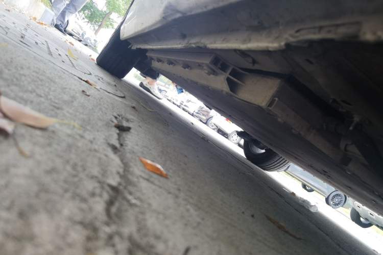 Used Dongfeng Fukang ES600 2022 T3 Custom Edition Chassis Front Right