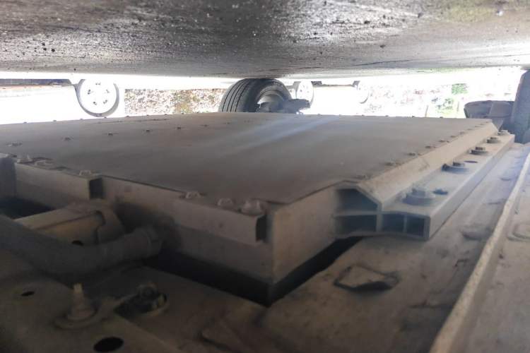 Used Dongfeng Fukang ES600 2022 Comfort Edition Chassis Front Right