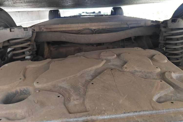 Used Dongfeng Fukang ES600 2022 Comfort Edition Chassis Rear
