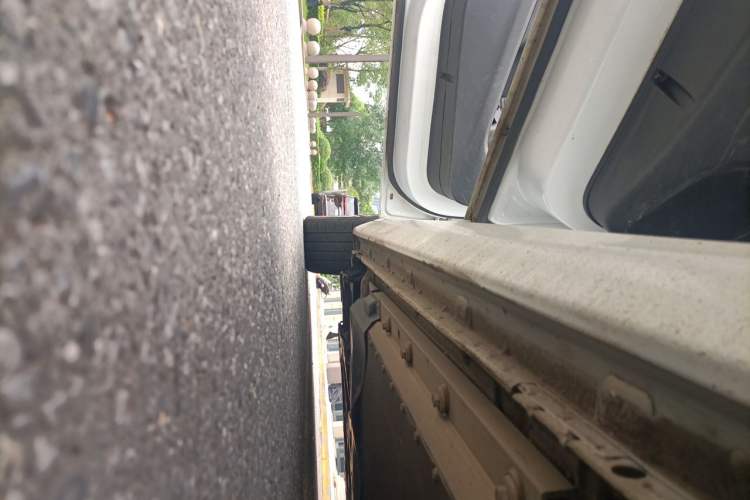 Used Dongfeng Fukang ES600 2022 T3 Custom Edition Chassis Rear Left