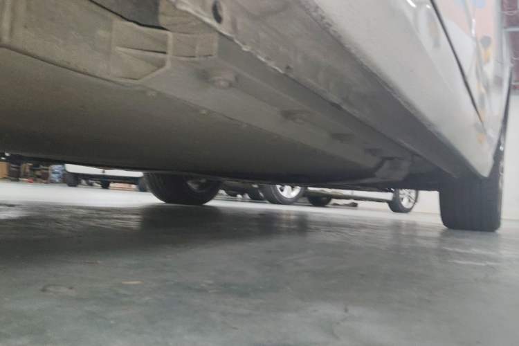 Used Dongfeng Fukang ES600 2022 Comfort Edition Chassis Rear Right
