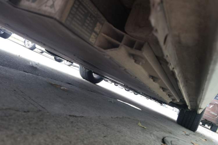 Used Dongfeng Fukang ES600 2022 T3 Custom Edition Chassis Rear Right