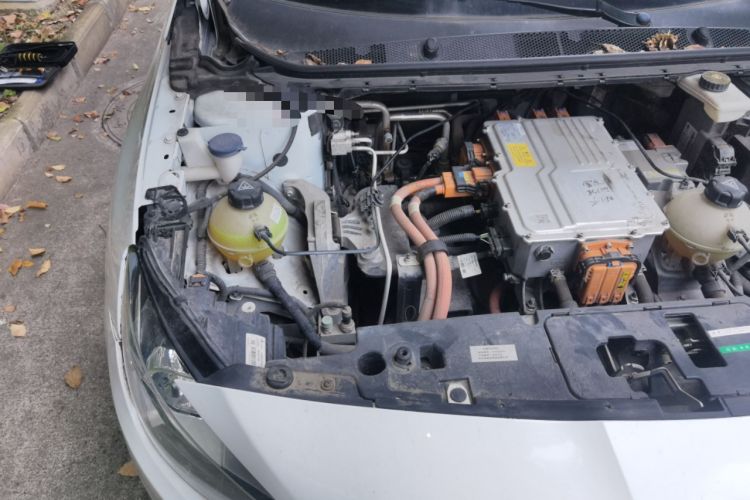 Used Dongfeng Fukang ES600 2022 T3 Custom Edition Engine Bay Right