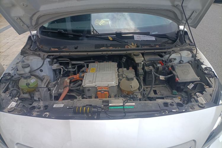 Used Dongfeng Fukang ES600 2022 T3 Custom Edition Engine Bay