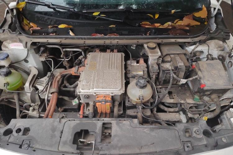 Used Dongfeng Fukang ES600 2022 T3 Custom Edition Engine Bay