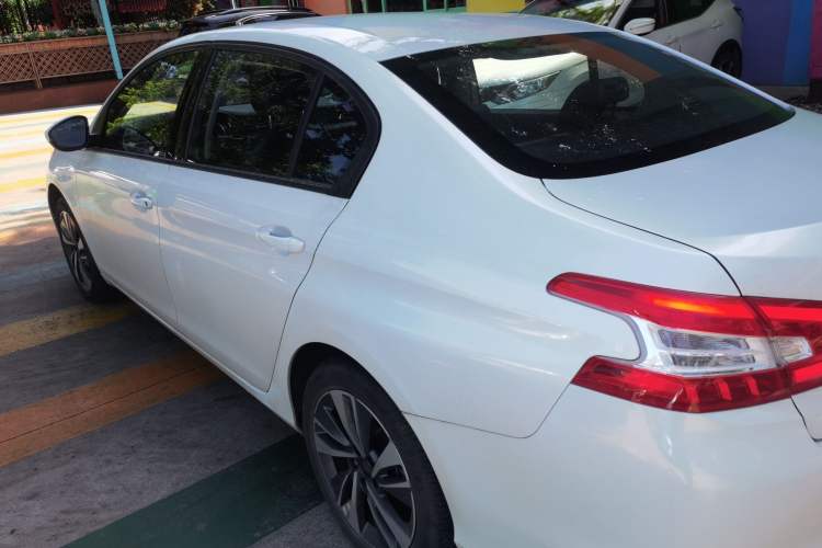 Used Dongfeng Fukang ES600 2022 Comfort Edition Exterior 3