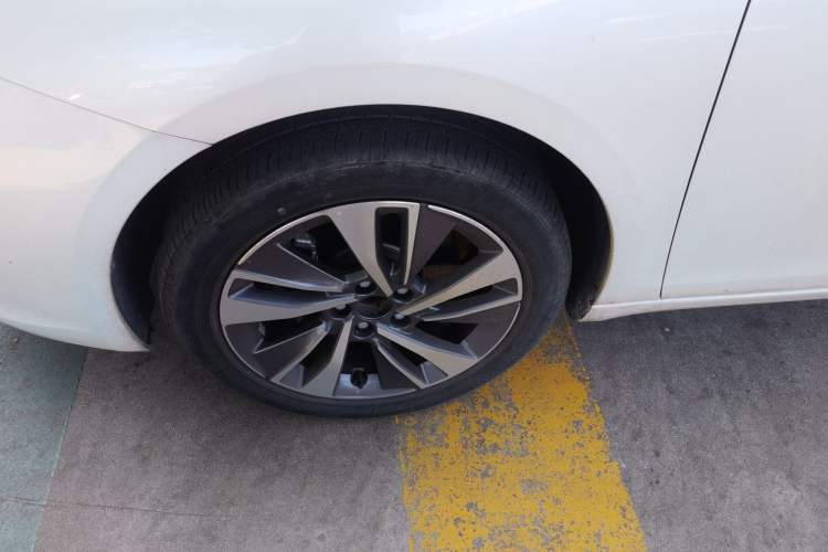 Used Dongfeng Fukang ES600 2022 Comfort Edition Exterior 7