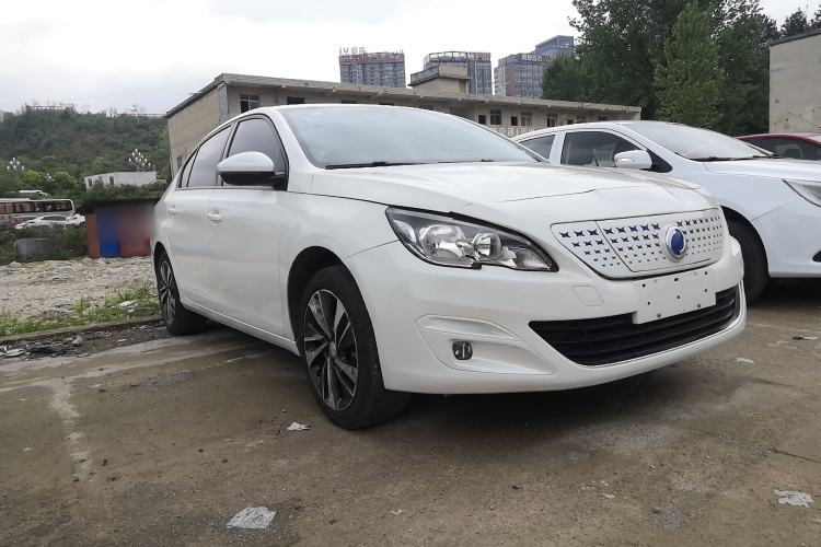 Used Dongfeng Fukang ES600 2022 T3 Custom Edition Front Right 45 Deg
