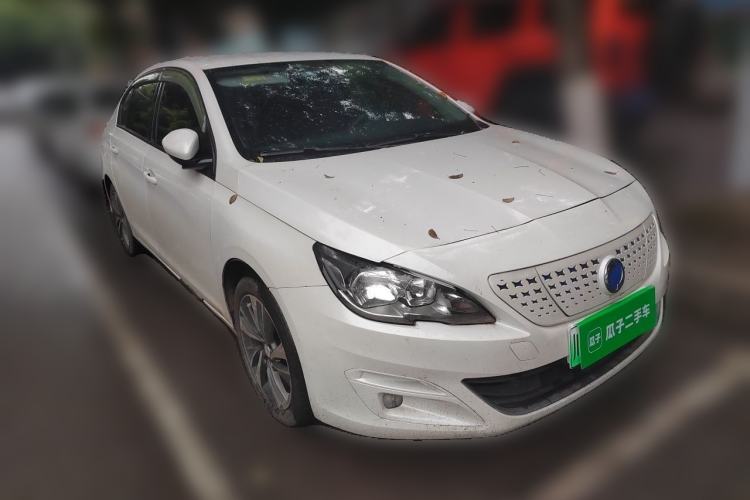 Used Dongfeng Fukang ES600 2022 T3 Custom Edition Front Right 45 Deg