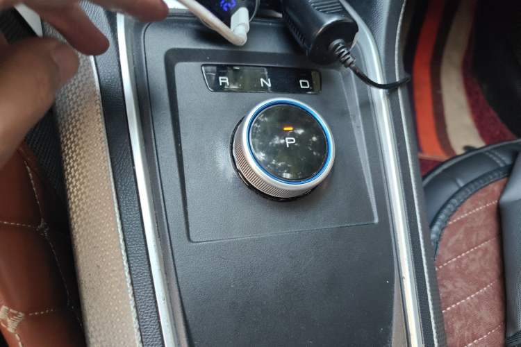 Used Dongfeng Fukang ES600 2022 Smart Drive Edition Gear Lever