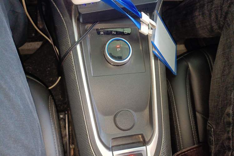 Used Dongfeng Fukang ES600 2022 Smart Drive Edition Gear Lever