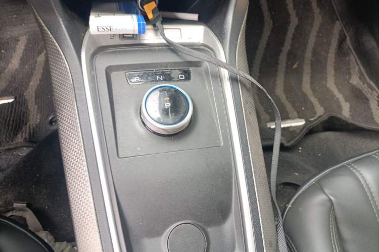 Used Dongfeng Fukang ES600 2022 T3 Custom Edition Gear Lever