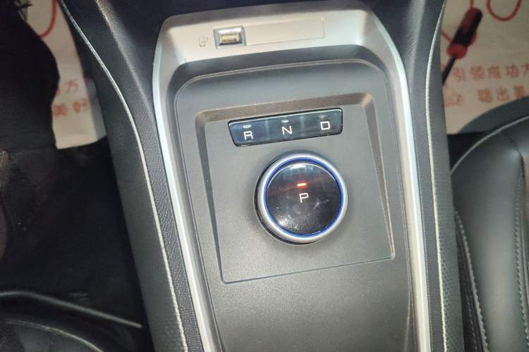 Used Dongfeng Fukang ES600 2022 Smart Drive Edition Gear Lever