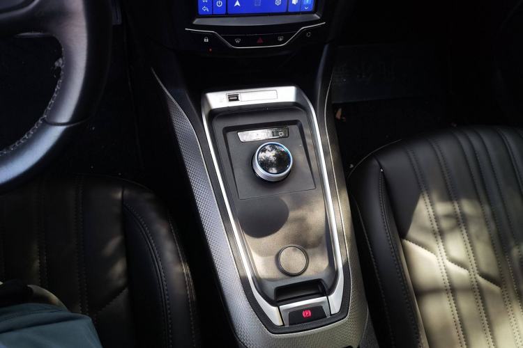 Used Dongfeng Fukang ES600 2022 Comfort Edition Gear Lever