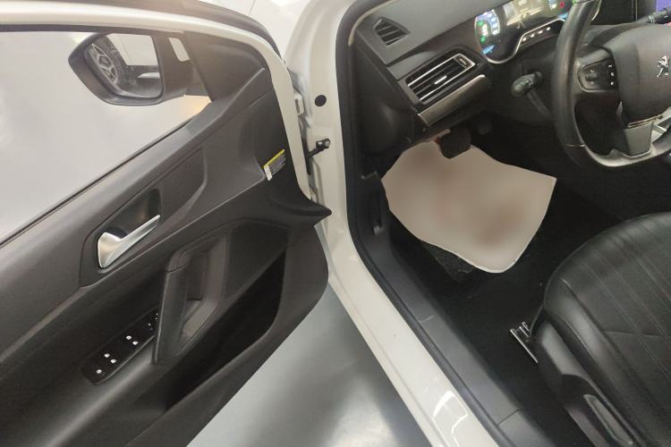 Used Dongfeng Fukang ES600 2022 Smart Drive Edition Interior 3