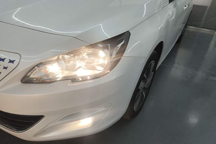 Used Dongfeng Fukang ES600 2022 Smart Drive Edition Left Front Headlight