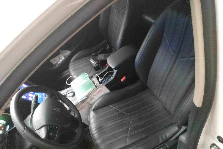 Used Dongfeng Fukang ES600 2022 T3 Custom Edition Left Front Seat