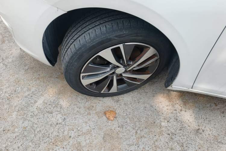 Used Dongfeng Fukang ES600 2022 Comfort Edition Left Front Wheel Hub