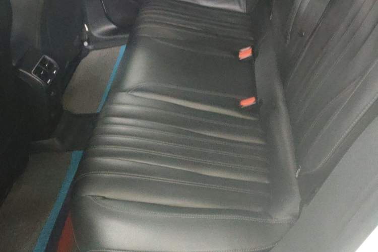Used Dongfeng Fukang ES600 2022 Comfort Edition Left Rear Seat