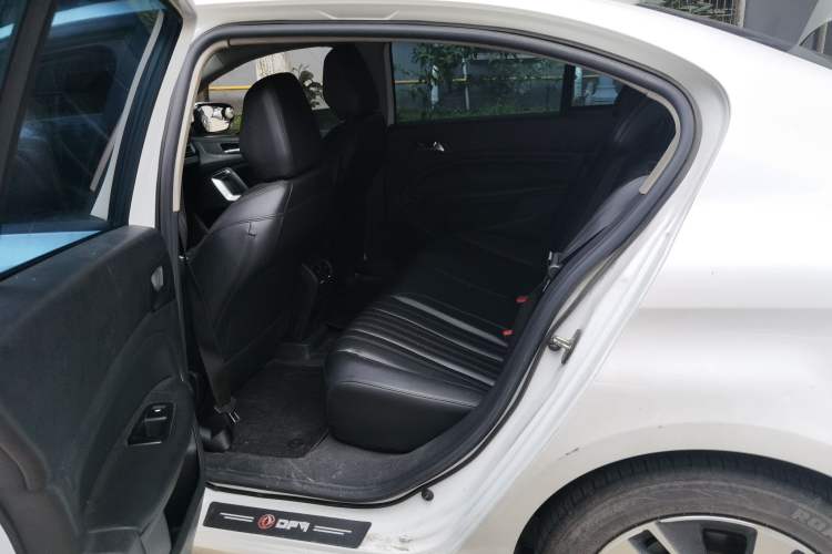 Used Dongfeng Fukang ES600 2022 T3 Custom Edition Left Rear Seat