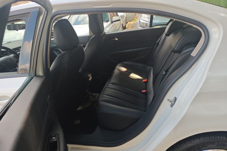 Used Dongfeng Fukang ES600 2022 Comfort Edition Left Rear Seat