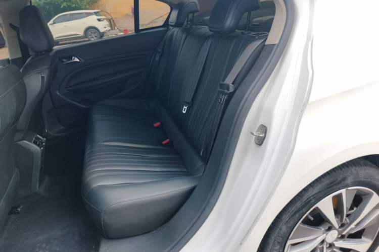Used Dongfeng Fukang ES600 2022 Comfort Edition Left Rear Seat