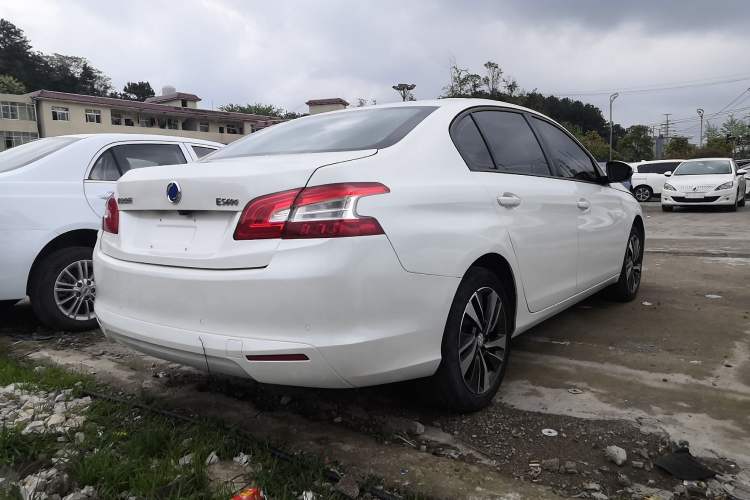 Used Dongfeng Fukang ES600 2022 T3 Custom Edition Rear Right 45 Deg