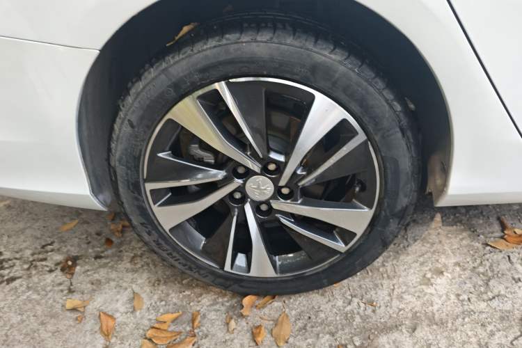 Used Dongfeng Fukang ES600 2022 Comfort Edition Right Rear Wheel Hub
