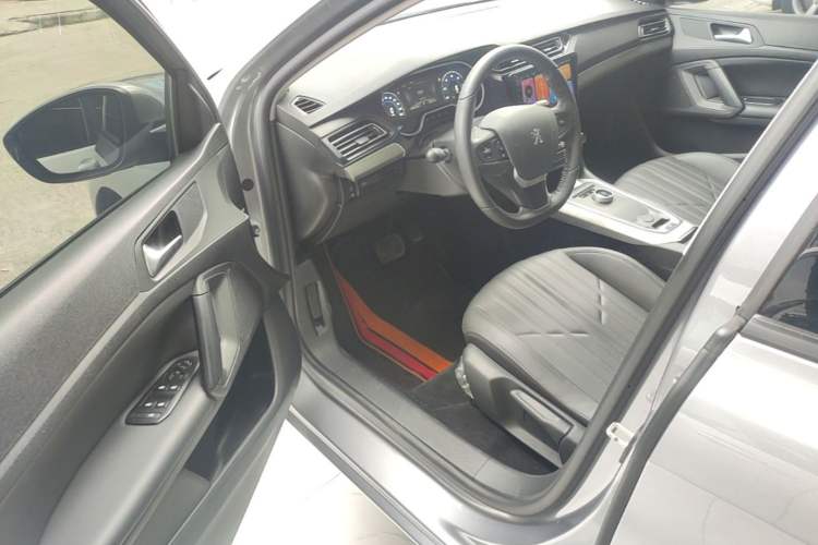 Used Dongfeng Fukang ES600 2023 Battery-Swap Version Driver Seat