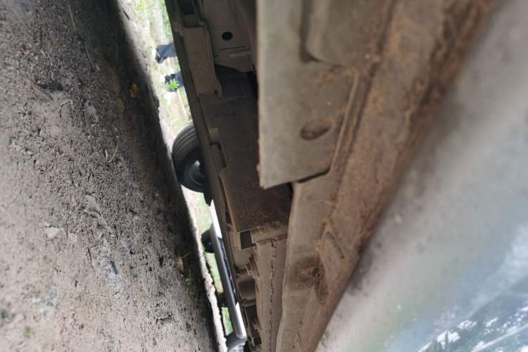 Used Dongfeng Fukang ES600 2023 Battery-Swap Version Chassis Front Left