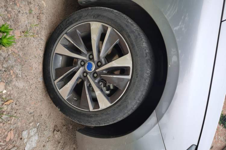 Used Dongfeng Fukang ES600 2023 Battery-Swap Version Right Front Wheel Hub