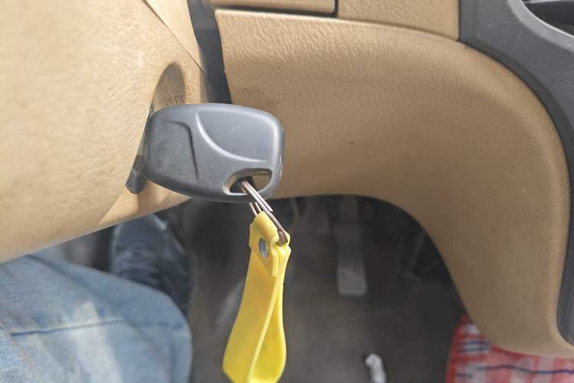 Used Dongfeng Junfeng CV03 2012 1.3L Basic Trim CNG Vehicle Key