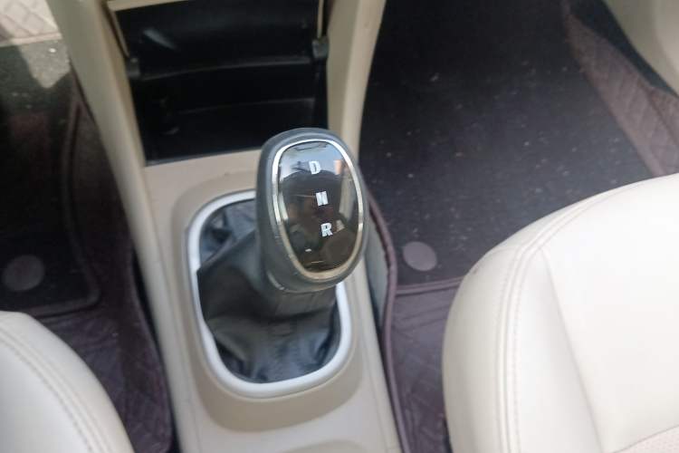Used Dongfeng Junfeng E11K 2019 Standard Model Gear Lever