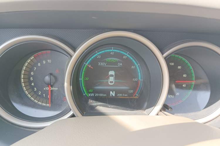 Used Dongfeng Junfeng E11K 2019 Standard Model Instrument Cluster