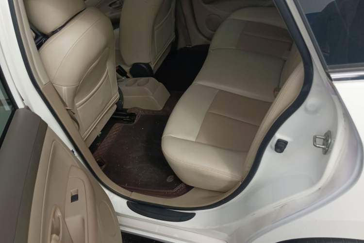 Used Dongfeng Junfeng E11K 2019 Standard Model Left Rear Seat