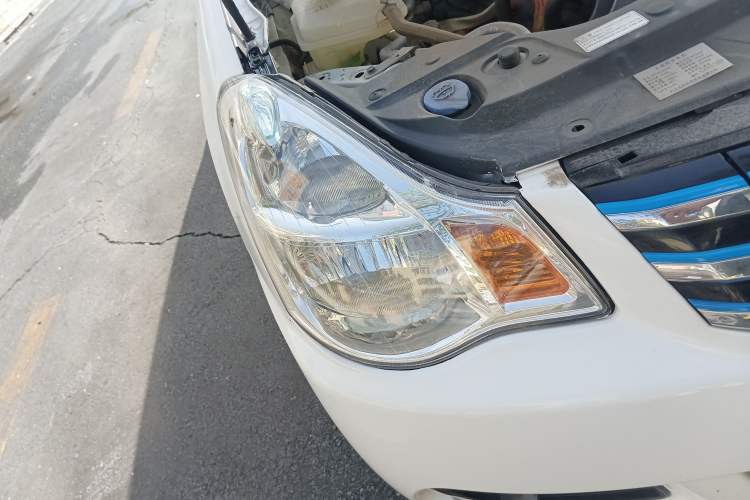 Used Dongfeng Junfeng E11K 2019 Standard Model Right Front Headlight