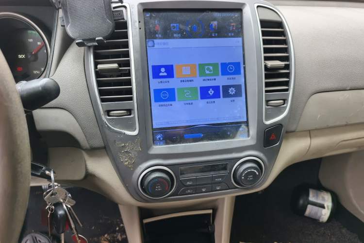Used Dongfeng Junfeng E11K 2019 Standard Model Audio And AC Panel